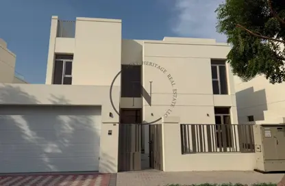 Villa - 5 Bedrooms - 6 Bathrooms for sale in Sunrise Living at Jumeirah Park - District 9 - Jumeirah Park - Dubai
