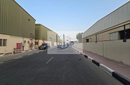 Warehouse - Studio - 4 for rent in Umm Al Thuoob - Umm Al Quwain