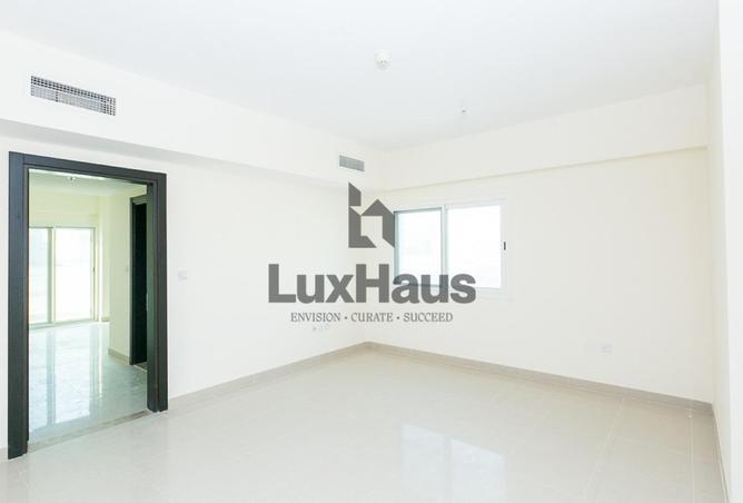 71119356 - Property Image 3