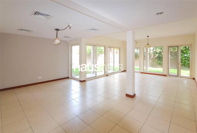 77776054 - Property Image 2