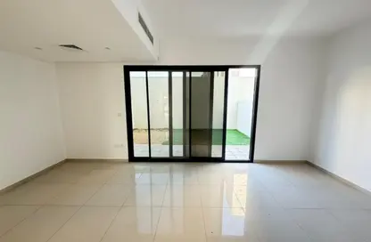 شقة - 3 غرف نوم - 4 حمامات للايجار في نسمة ريزيدنس - الجادة - الشارقة