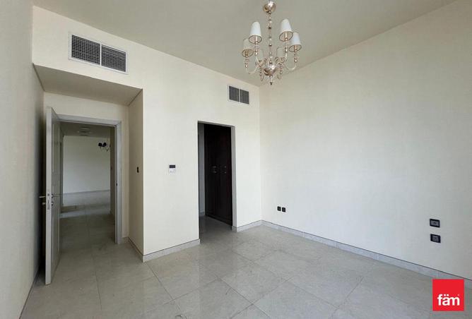 107751370 - Property Image 2