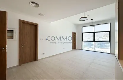 عمارة بالكامل للايجار في ارجان - دبي عمارة بالكامل للايجار في ارجان - دبي