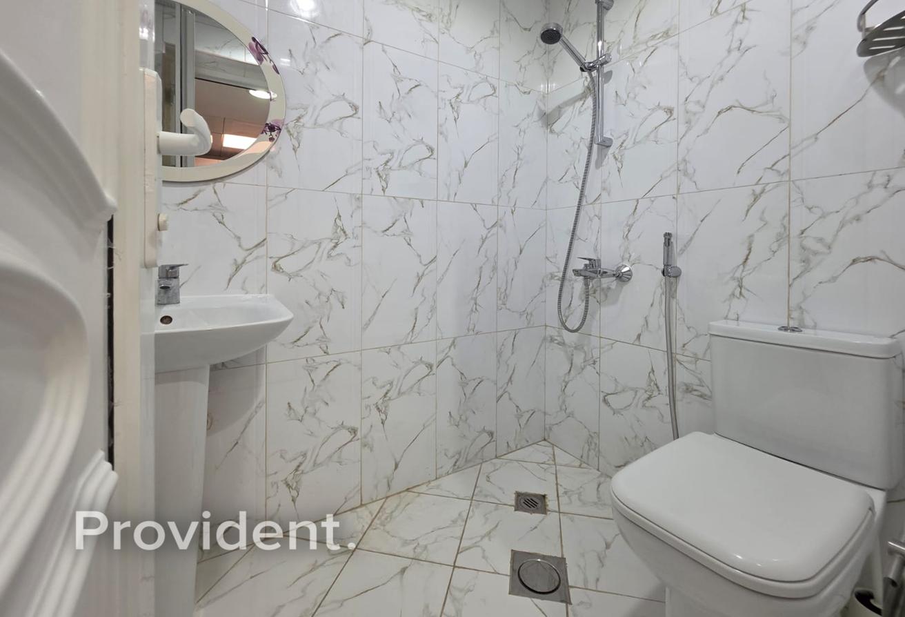 Available 1st Oct | Furnished | Marina View photo 17