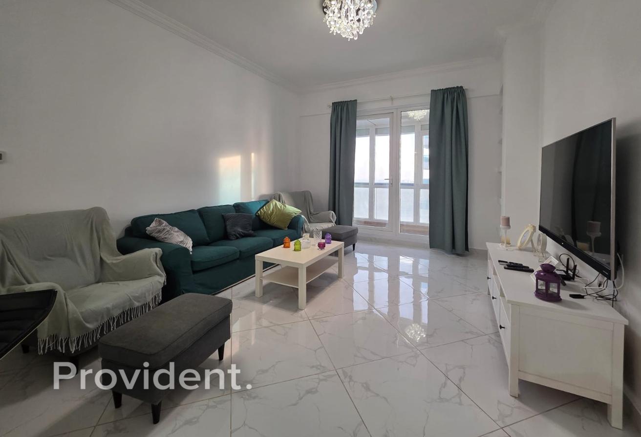 Available 1st Oct | Furnished | Marina View photo 2