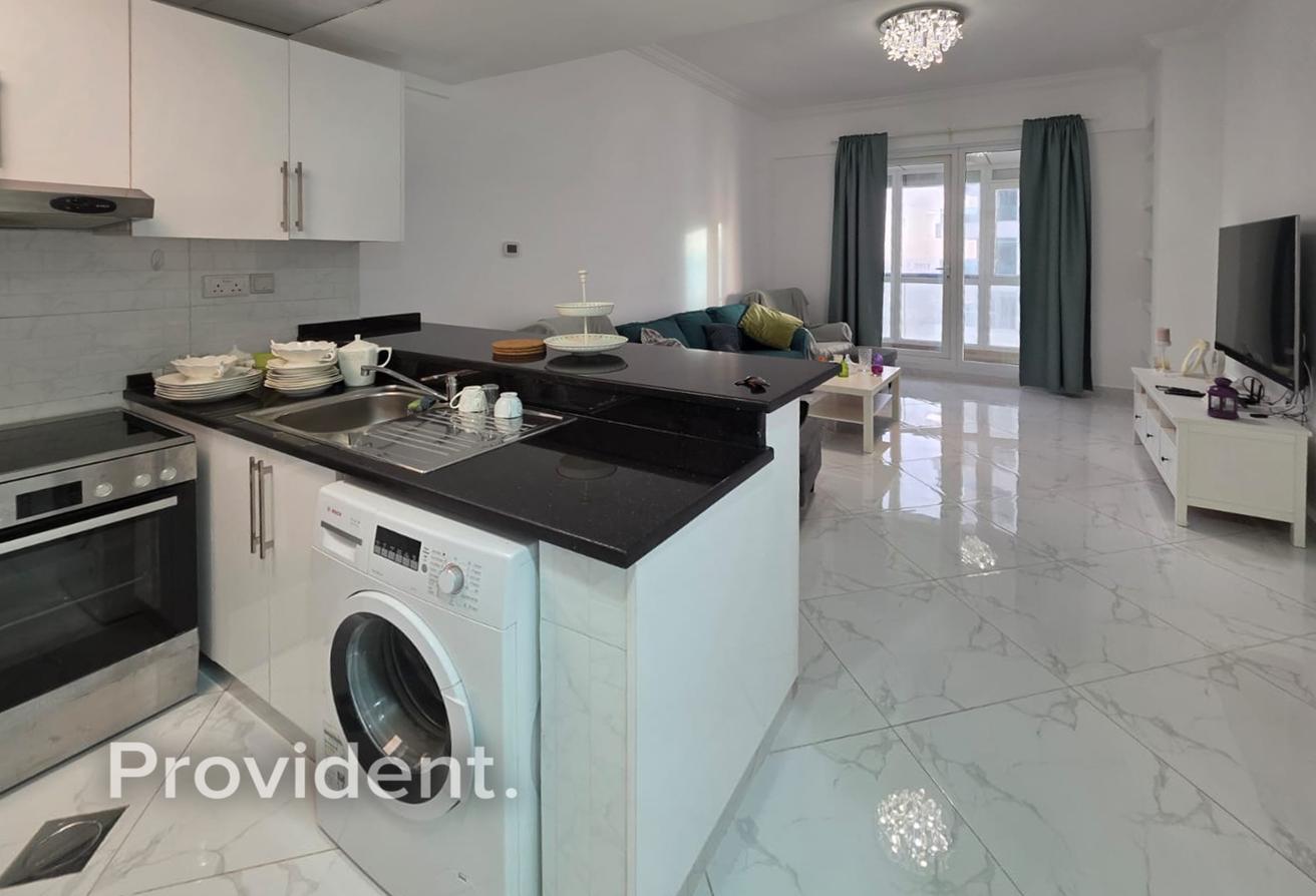 Available 1st Oct | Furnished | Marina View photo 15