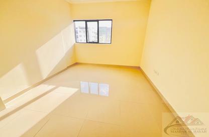 Apartment - 1 Bedroom - 2 Bathrooms for rent in Muwailih Building - Muwaileh - Sharjah