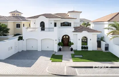 Villa - 4 Bedrooms - 5 Bathrooms for rent in Garden Homes Frond D - Garden Homes - Palm Jumeirah - Dubai