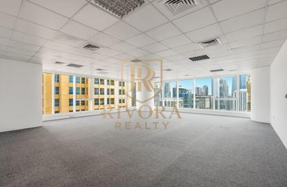 Office Space - Studio for rent in Churchill Towers - Business Bay - Dubai