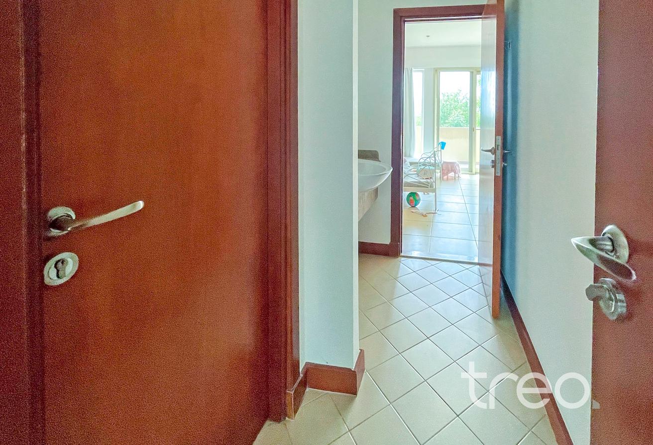 3 Bed Villa | Well Maintained | Vacant photo 17
