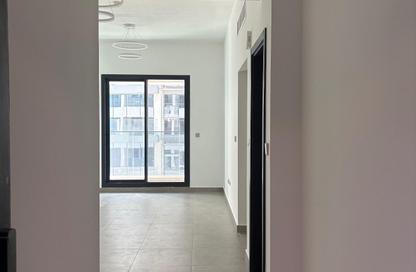 Apartment - 1 Bedroom - 2 Bathrooms for rent in Jad 288 Building 2 - Jad 288 - Jumeirah Garden City - Al Satwa - Dubai