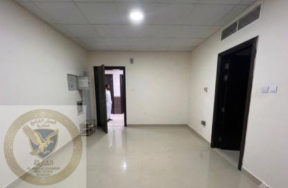 Apartment - Studio - 1 Bathroom for rent in Al Qulaya'ah - Al Sharq - Sharjah