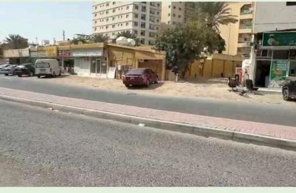 عمارة بالكامل - 5 غرف نوم - 8 حمامات للبيع في شارع الشيخ جابر الصباح - النعيمية - النعيمية - عجمان