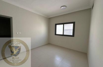 Labor Camp - Studio - 7 Bathrooms for rent in Al Sajaa S - Al Sajaa - Sharjah