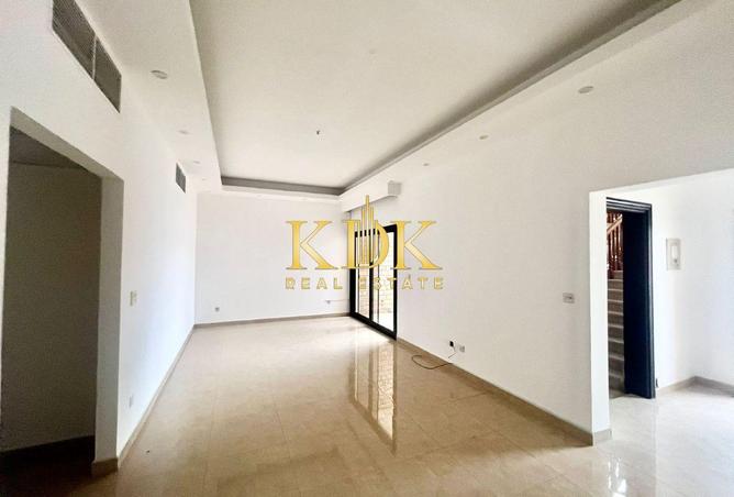 74628453 - Property Image 3