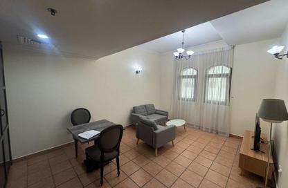 Apartment - 1 Bedroom - 2 Bathrooms for rent in Heritage Building - Al Barsha 1 - Al Barsha - Dubai
