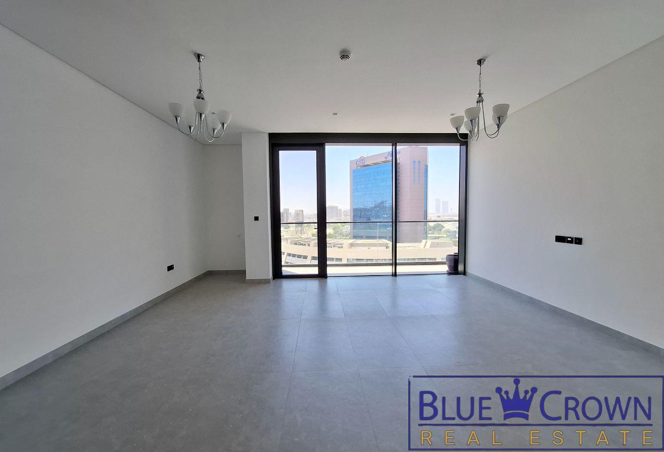 Prime Location:Near Metro:Luxurious:Spacious photo 4