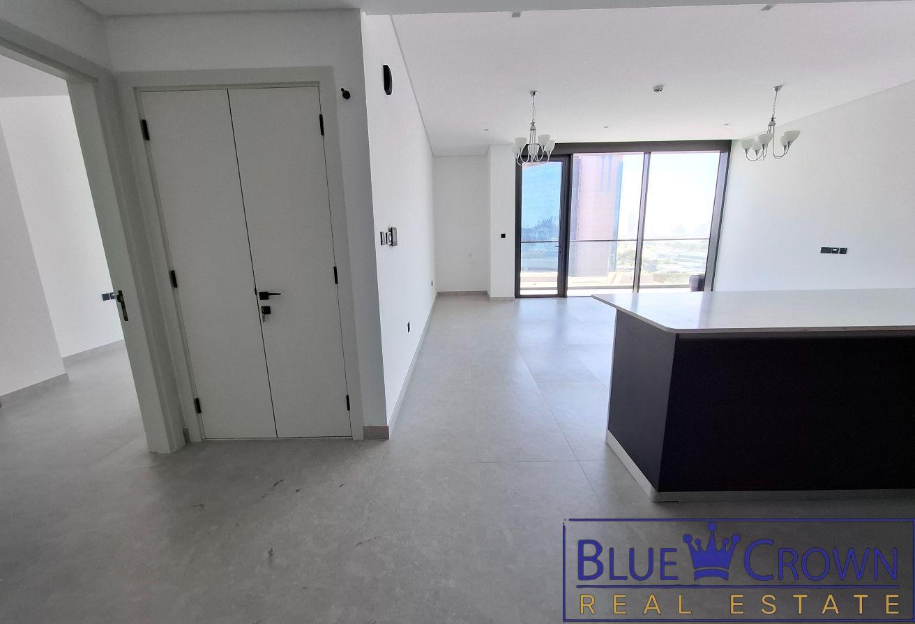 Prime Location:Near Metro:Luxurious:Spacious photo 10