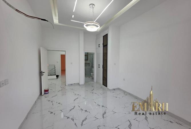 108617416 - Property Image 3