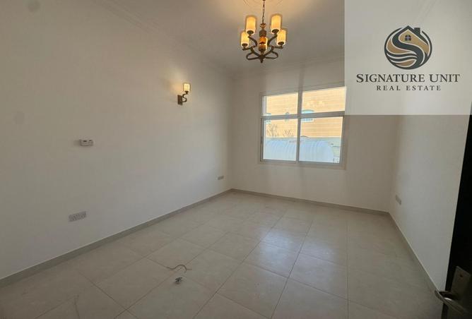 72318972 - Property Image 3