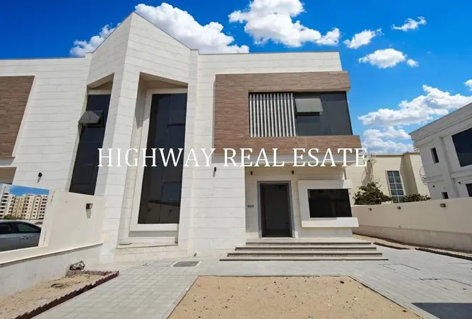 151932867 - Property Image 2