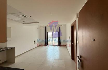 Apartment - 1 Bedroom - 1 Bathroom for rent in Binghatti Point - Dubai Silicon Oasis - Dubai
