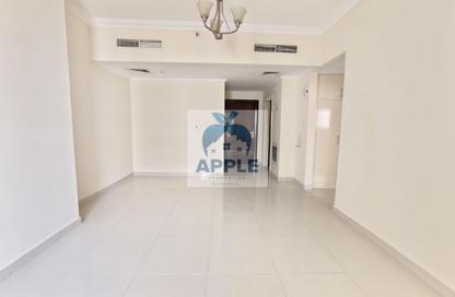 Apartment - 1 Bedroom - 2 Bathrooms for rent in Muwaileh 3 Building - Muwaileh - Sharjah