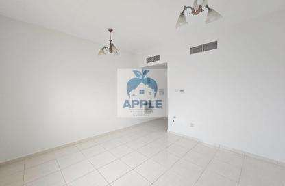 Apartment - Studio - 1 Bathroom for rent in Muwaileh 3 Building - Muwaileh - Sharjah