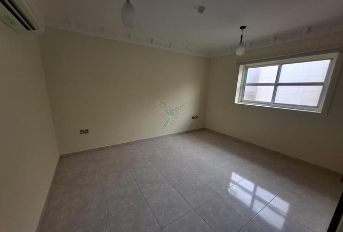 2Okii08dPcW - Property Image 2