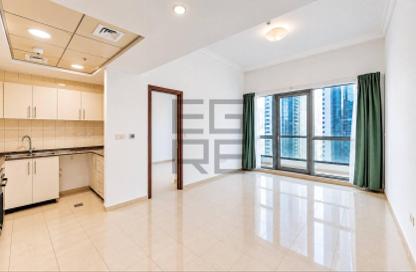 Apartment - 1 - 2 for rent in Bay Central Tower Central - Bay Central - Dubai Marina - Dubai