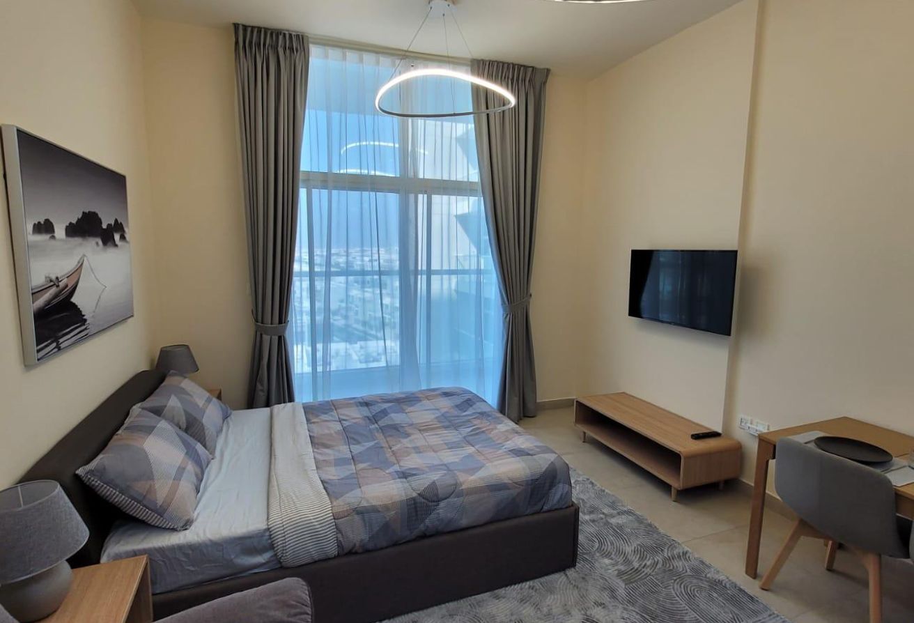 Studio apartment in Azizi Plaza, Al Furjan: 7