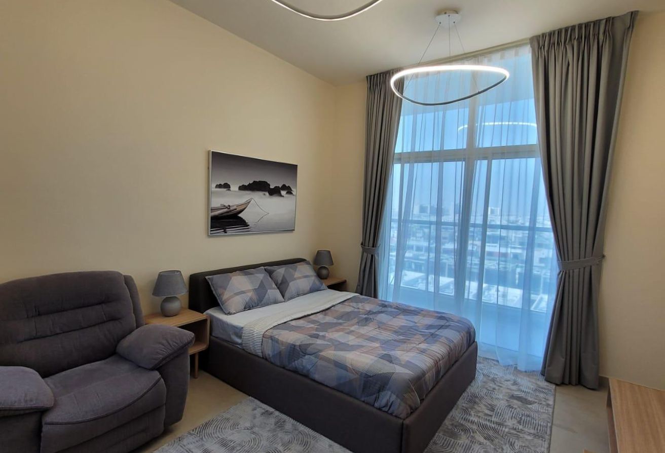 Studio apartment in Azizi Plaza, Al Furjan: 5