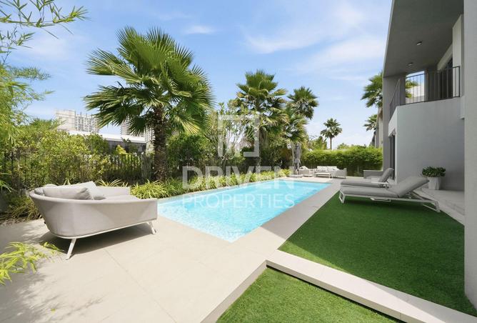 98270210 - Property Image 2