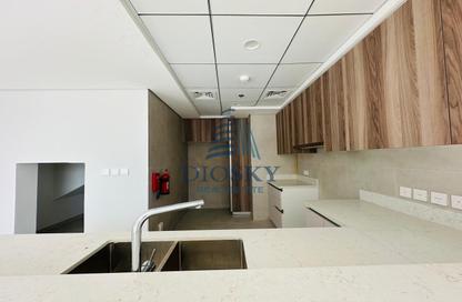 Apartment - 4 Bedrooms - 4 Bathrooms for rent in The Double - International City Phase 2 - Al Warsan 4 - Al Warsan - Dubai