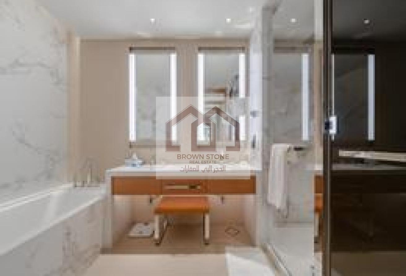 LUXURIOUS FURNISHED APARTMENT - BOULEVARD VIEW photo 7