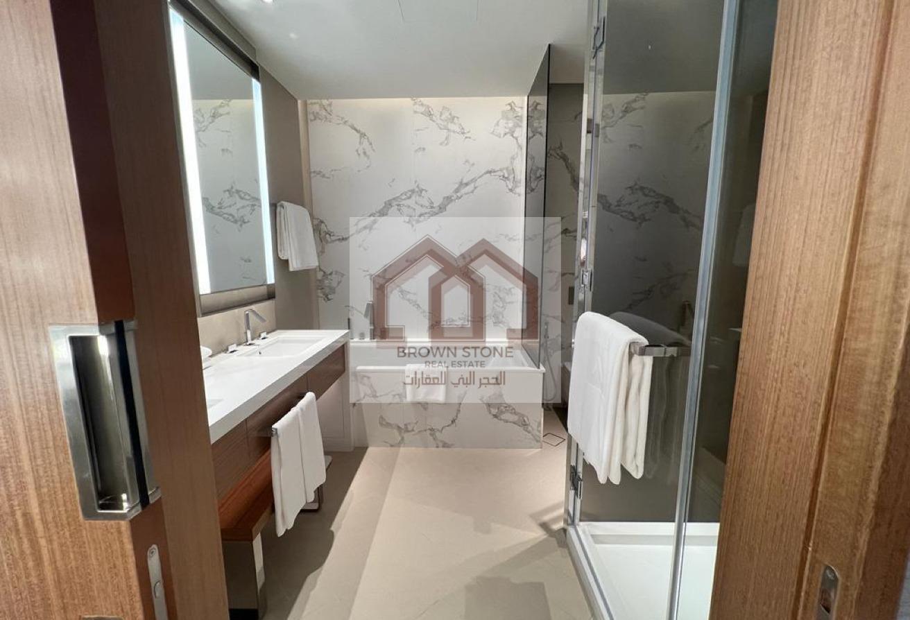 LUXURIOUS FURNISHED APARTMENT - BOULEVARD VIEW photo 10