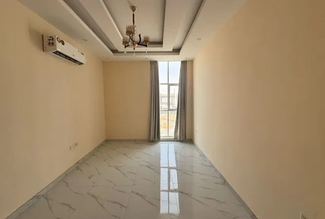 156202211 - Property Image 2