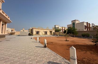 Villa - 7+ - 7+ for sale in Khalifa City - Abu Dhabi