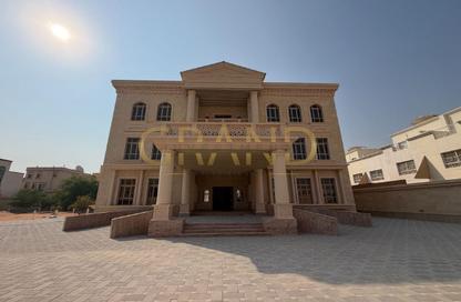 Villa - 7+ - 7+ for sale in Khalifa City - Abu Dhabi