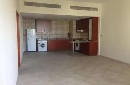 Apartment - 1 Bedroom - 2 Bathrooms for rent in Dickens Circus 1 - Dickens Circus - Motor City - Dubai