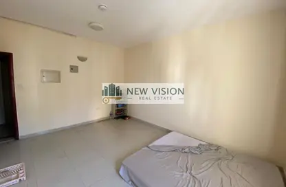 شقة - 1 حمام للايجار في النباعة - الشارقة