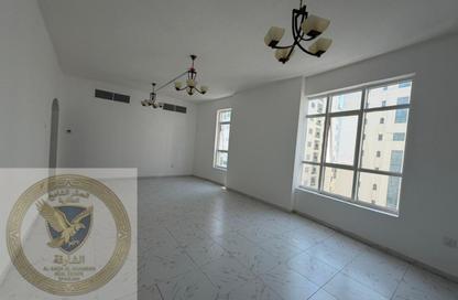Apartment - 2 Bedrooms - 2 Bathrooms for rent in Al Khan Corniche - Al Khan - Sharjah