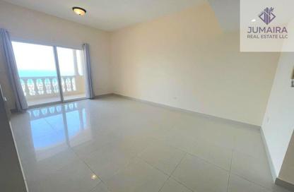 Apartment - 2 Bedrooms - 3 Bathrooms for sale in Royal Breeze 5 - Royal Breeze - Al Hamra Village - Ras Al Khaimah