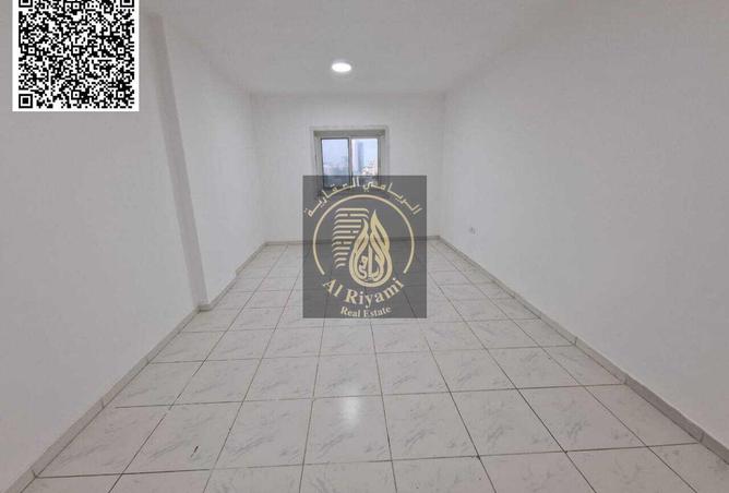 76977954 - Property Image 3