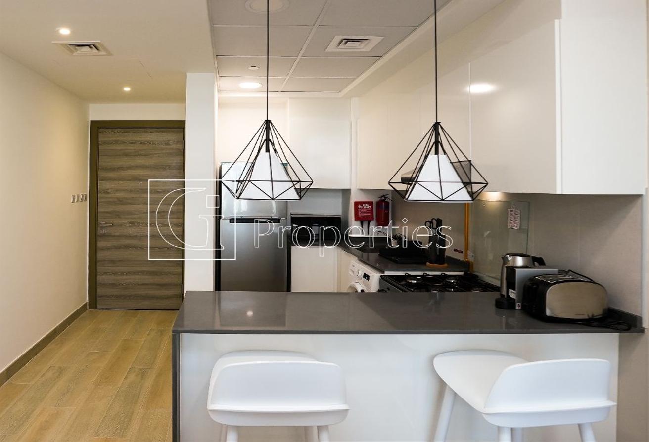 Fully Furnished | Ready to Move | Vacant photo 9