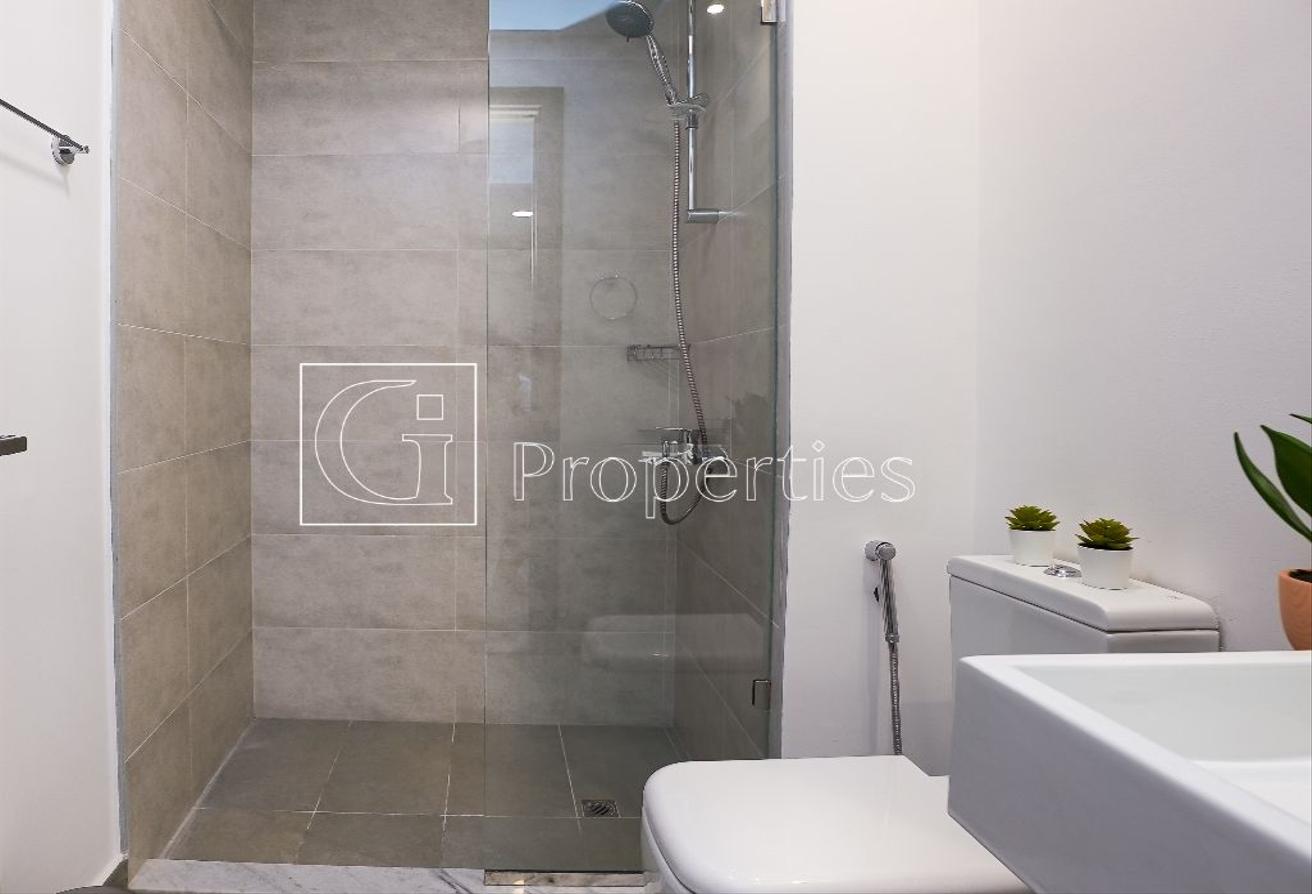 Fully Furnished | Ready to Move | Vacant photo 14
