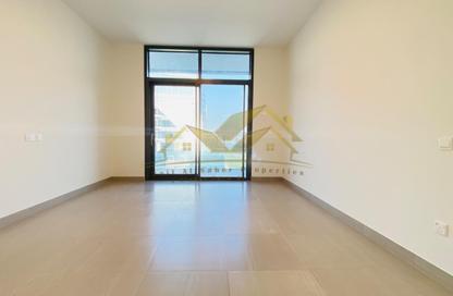 Apartment - 2 Bedrooms - 3 Bathrooms for rent in Riggat Al Buteen - Deira - Dubai