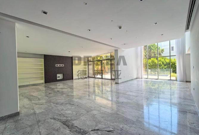 103699167 - Property Image 2