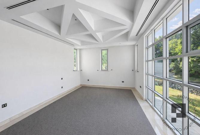 135160655 - Property Image 3