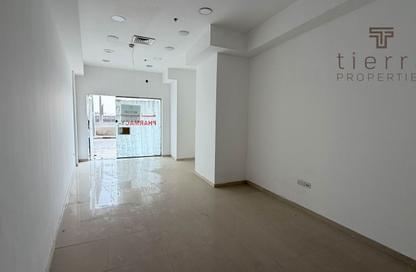 Shop - Studio - 1 for rent in MRK 2 SBK - Al Muteena - Deira - Dubai